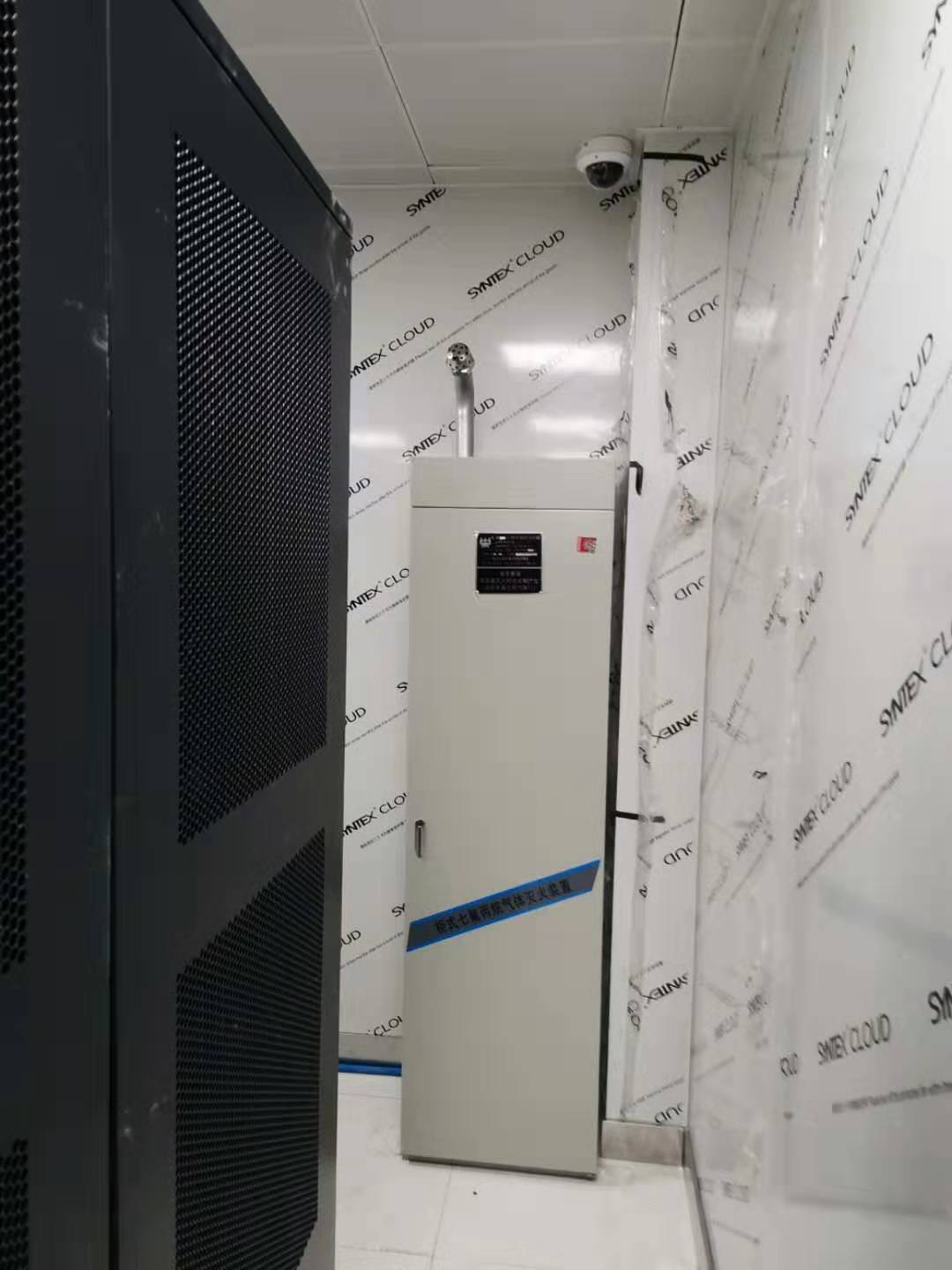 機(jī)房?jī)?nèi)的柜式七氟丙烷滅火裝置
